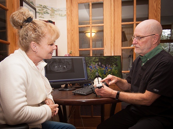 Grand Rapids Dentist showing patient teeth mockup