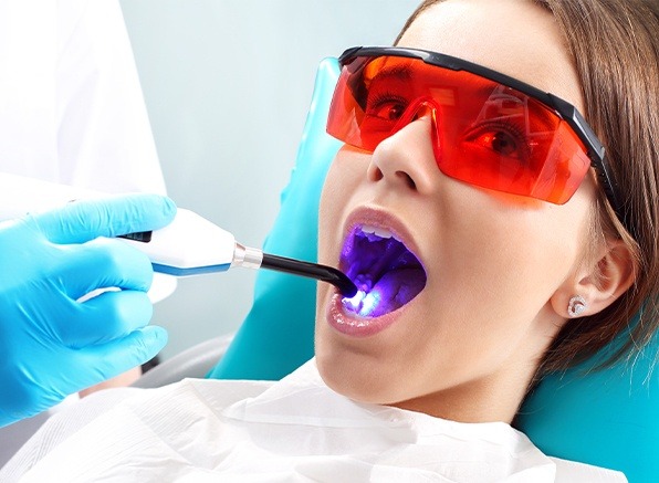 girl getting dental sealants